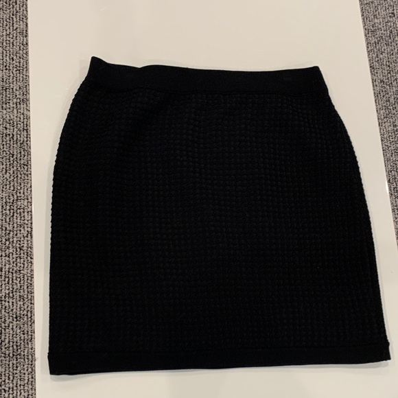 NWT Lafayette 148 New York Black Skirt - Size L